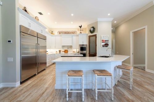 6610 Sable Ridge Ln, Naples FL  34109-0526 exterior