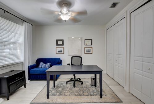 1035 Heritage Club Cir, Delray Beach, FL 33483-3483