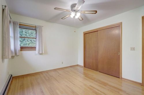 2335 Graylog Ln, Waukesha WI  53151-2921 exterior