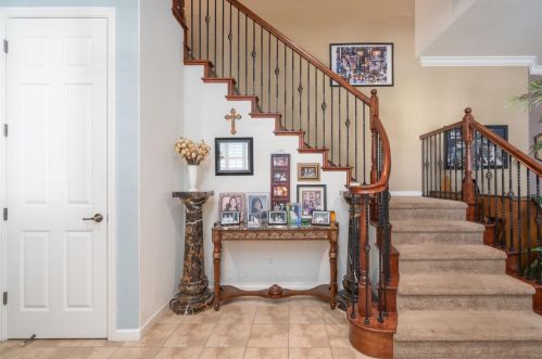 1138 Water Ln, Lathrop CA  95330-8608 exterior