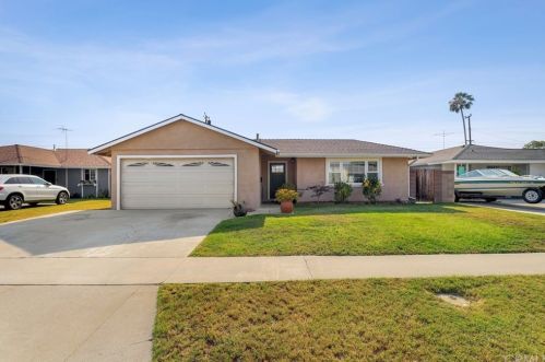 19215 Campaign Dr, Long Beach, CA 90746-2021