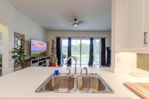 10691 Waterway Ln, Fort Pierce FL  34987-1910 exterior