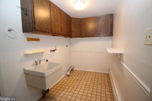 502 6th St, Lansdale PA  19446-2742 exterior