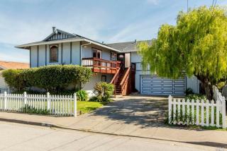 36 Jess Ave, Petaluma, CA 94952-2243