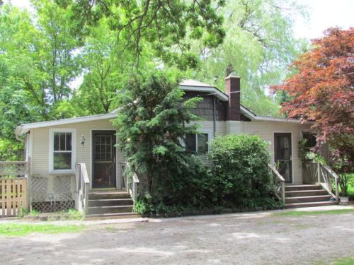 23603 Burlington Rd, Kansasville, WI 53139-9610