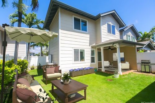91-1315 Kaileolea Dr, Ewa Beach HI  96706-5033 exterior
