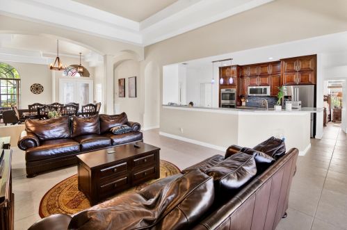 7219 Serrano Ter, Delray Beach FL  33446-2200 exterior