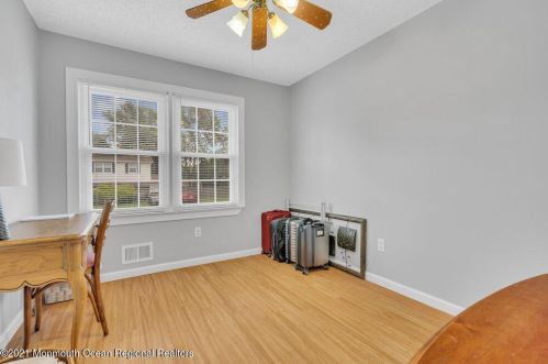 34 Wyoming Dr, Jackson Twp NJ  08527-1544 exterior