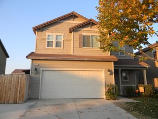 6868 Heaton Ave, Fresno, CA 93727-5891