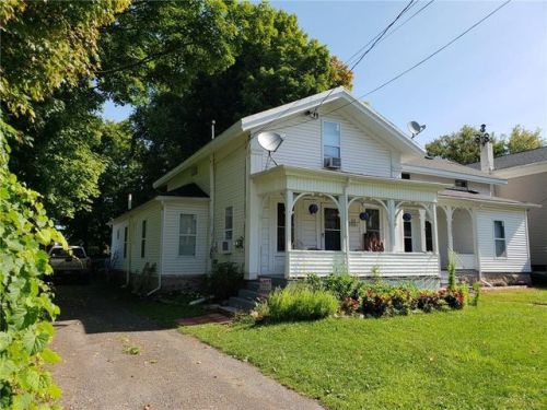3981 Buffalo St, Marion, NY 14505-9616