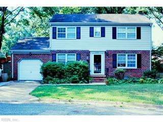 610 Martire Cir, Newport News VA  23601-1821 exterior