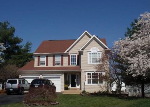 411 Georgetown Ct, Leesburg, VA 20176-2200