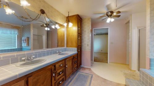 3336 Topeka St, Riverbank CA  95367-2330 exterior