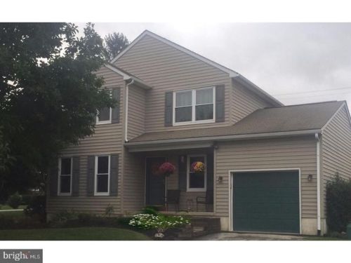 609 3rd Ave, Parkesburg, PA 19365-1307