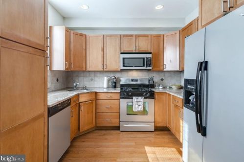 1133 Dorrance St, Philadelphia PA  19146-2911 exterior