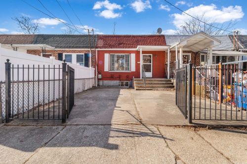 111-32 156th St, Jamaica, NY 11433-1925