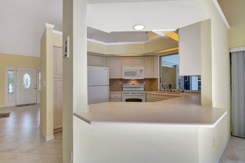 625 Dorando Ct, Marco Island FL  34145-1911 exterior