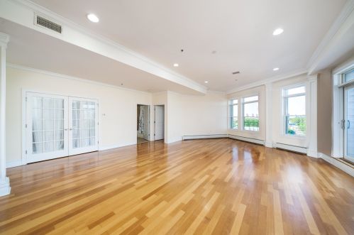 564 Gregory Ave, Union City NJ  07086-6002 exterior