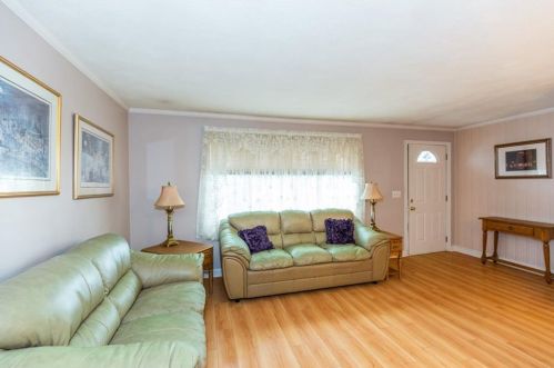 7 Plymouth Rd, North Providence RI  02904-5227 exterior