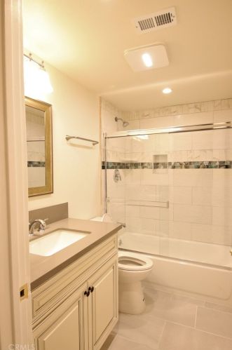 3780 La Hacienda Dr, San Bernardino CA  92404-2039 exterior