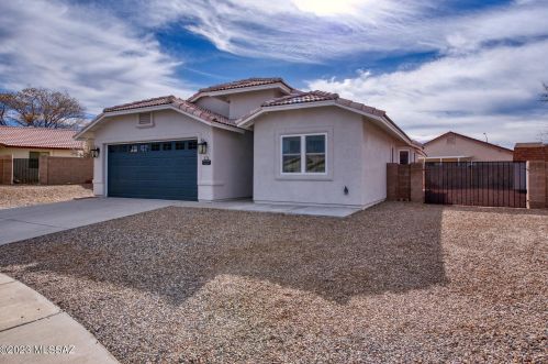874 Kayenta Ct, Sierra Vista, AZ 85635-8216