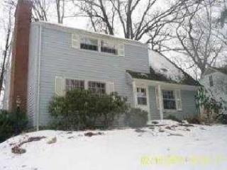 628 Ardleigh Dr, Akron, OH 44303-1603