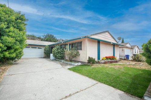 2533 Goodstone St, San Diego, CA 92111-6235