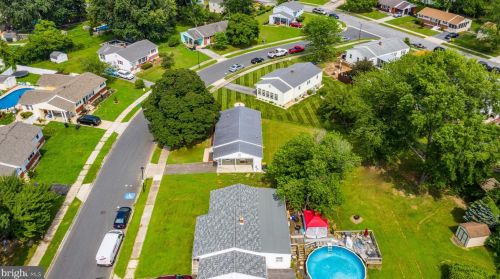 958 Buck Dr, Dover DE  19901-6650 exterior