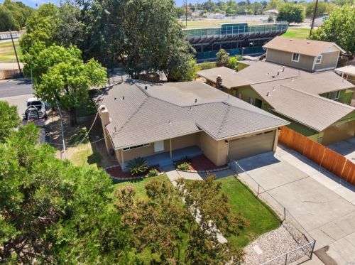 620 Walnut Park Ave, Liberty Farms CA  95620-3148 exterior