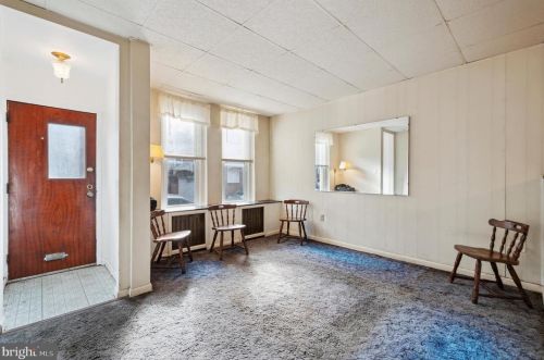 1644 Hicks St, Philadelphia, PA 19145-1513