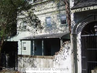 21 Pitt St, Charleston SC  29401-1704 exterior