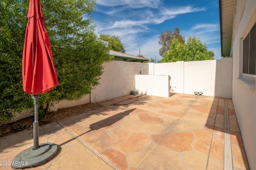 3864 50th St, Phoenix AZ  85018-5550 exterior