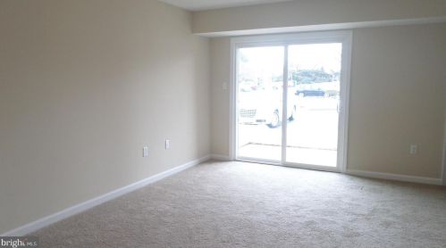 2 Dover Hall, Dover, DE 19904-2619