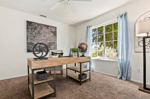 1171 Sunset Dr, Vista CA  92081-7407 exterior