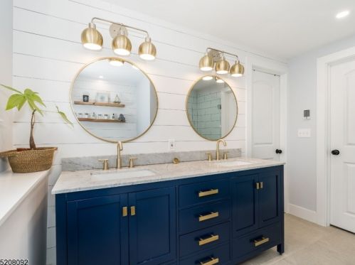 104 King George Rd, Warren NJ  07059-6955 exterior