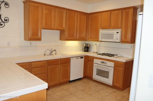 2323 Westbury Way, Santa Maria CA  93455-1210 exterior