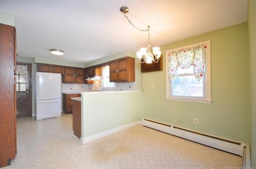 55 Foster Ln, Windsor CT exterior