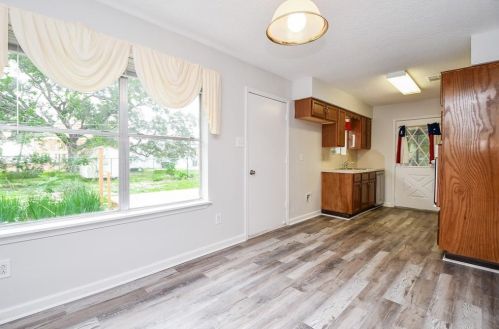 128 Shadylawn St, Morgans Point TX 77571-7256 exterior