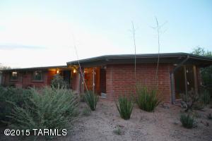 2851 Longhorn Dr, Tucson, AZ 85749-9755