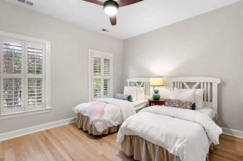 83 Wax Myrtle Ct, Johns Island SC  29455-5774 exterior