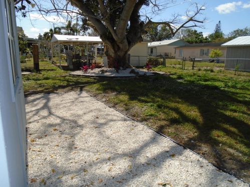 2405 3rd Ave, Vero Beach FL  32962-8226 exterior