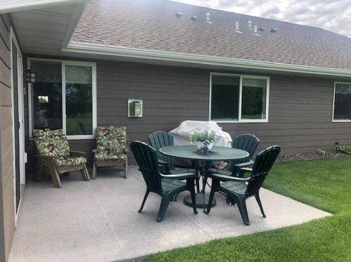 648 Kreekview Dr, East Farmington WI  54020-5860 exterior