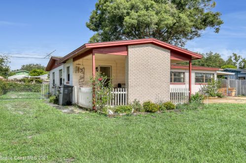 540 Ward Ave, Titusville, FL 32796-2418