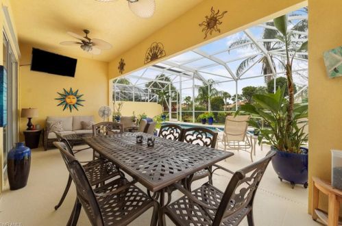 28692 Wahoo Dr, Bonita Springs, FL 34135-5305