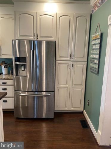 3756 Withers Larue Rd, Charles Town WV  25414-5425 exterior