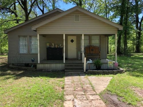 327 Eight Mile Loop, Natchitoches, LA 71457-7727