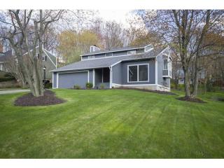 105 Rippling Brook Dr, Sewickley, PA 15143-9504