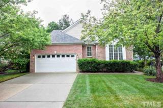 408 Knotts Valley Ln, Cary, NC 27519-7142