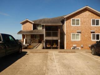 2815 Willows Rd, Seaview WA  98644-4253 exterior
