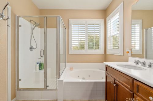 40357 Logan Ct, Temecula CA  92591-7507 exterior